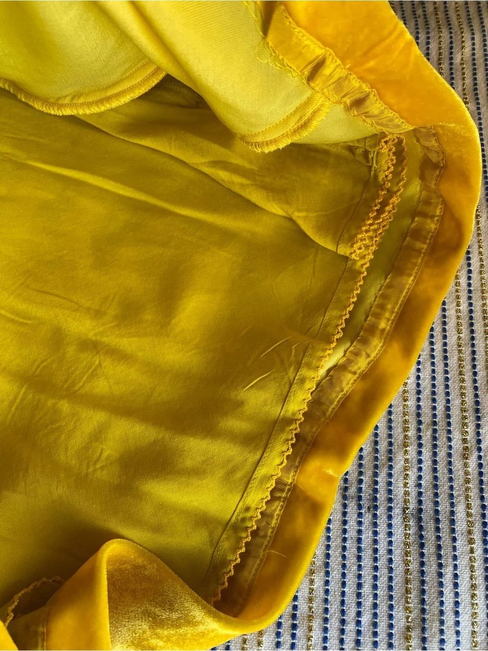 Anthropologie Velvet Midi Skirt in Mustard Yellow Sz XS - Picture 9 of 12